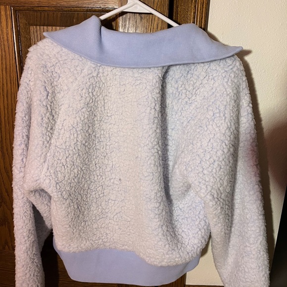 Bundle of clothes!! about 30 pieces here. good brands only worn a few times! :) - Picture 3 of 12